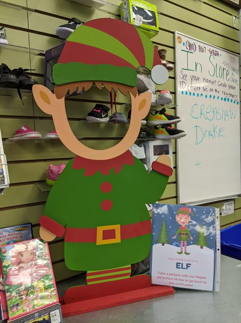 Elfie Selfie Station, Elfie Selfie, Take An Elfie, 100 Gift, Holiday Giveaways, Take A Selfie, December 24th, Mexican Decor, The North Pole