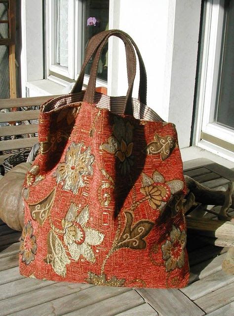 Upholstery Bag, Sacs Tote Bags, Sewing Jeans, Sac Diy, Tote Bags Sewing, Carpet Bag, Boho Bags, Patchwork Bags, Linen Bag