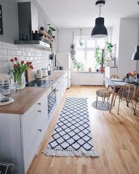 Large Kitchen Renovation, Small Kitchen Plans, Modern Konyhatervezés, Wood Worktop, Interior Boho, Interior Vintage, Farmhouse Kitchen Design, Best Kitchen Designs, White Kitchen Design