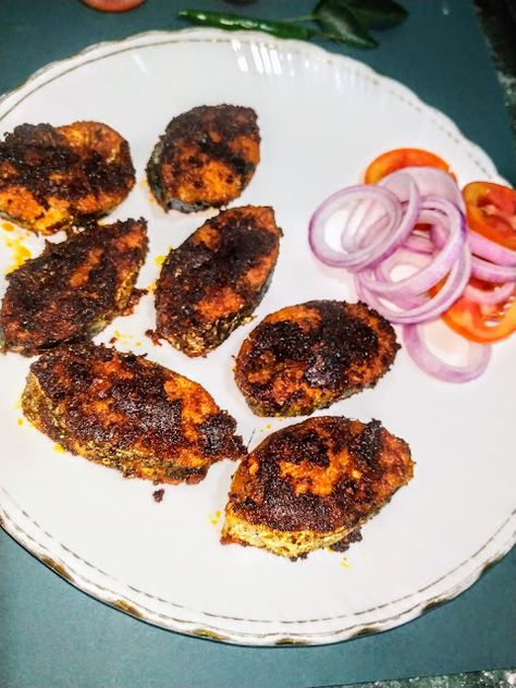 Masala Fish Fry, Fish Fry Recipe, Masala Fish, Fish Curry Recipe, Fried Fish Recipes, Kerala Food, Fish Fry, Fish Curry, South Indian Food