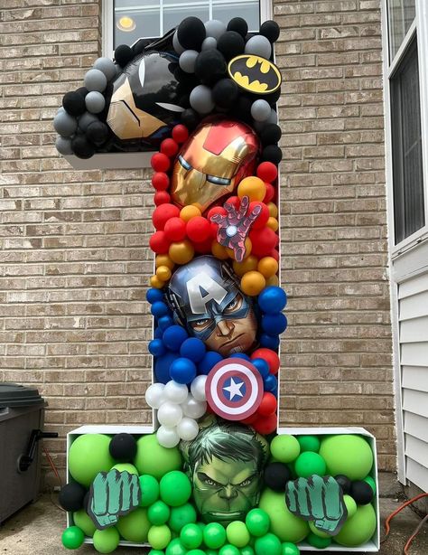 1st Birthday Superhero Theme, Superhero Birthday Party Balloons, Marvel Avengers Theme Party, Super Hero Birthday Decoration, Marvel Bday Party, Avenger Balloon Arch, Spiderman 1st Birthday Party Ideas, Marvel Theme Party Decoration, Avengers First Birthday Party