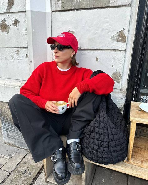 Red Pullover Outfit, Red Sweatshirt Outfit, Red Scarf Outfit, Shooting Pose, Red Top Outfit, Coolest Outfits, Red Sweater Outfit, Red Pullover Sweater, Red Knit Sweater