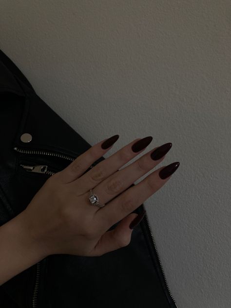 Dark Almond Nails, Dark Nails, Almond Nails, Nail Inspo, Alcoholic Drinks, Almond, Nail Designs, Nails