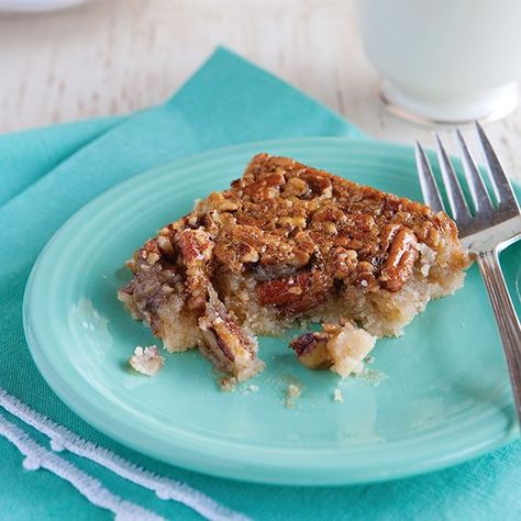 Paula calls these her best-ever pecan pie bars. Paula Deen Pecan Pie, Pecan Pie Bars Recipe, Southern Pecan Pie, Paula Dean, Pie Bar Recipes, Paula Deen Recipes, Pecan Bars, Pecan Pie Bars, Pecan Cake