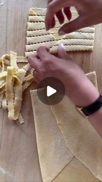 NewYork Italian on Instagram: "HOW to MAKE FRESH PASTA LIKE NONNA @pritieats Do YOU MAKE FRESH PASTA ? Pasta the way #NONNA Makes it. #FRESH #Homemade #PASTA #RECIPEofTheDay Brought to you by #NewYotkItalian" Homemade Pasta No Machine, Homemade Fettuccine Noodles, Home Made Pasta Recipe, How To Make Pasta, Make Pasta From Scratch, Making Pasta From Scratch, Home Made Pasta, Make Fresh Pasta, Homemade Fettuccine