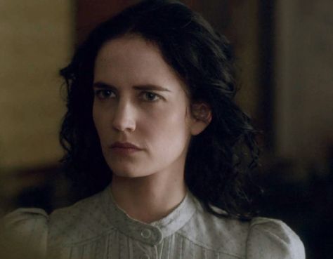 vanessa ives Walburga Black Aesthetic, Walburga Black Fancast, Vanessa Ives Aesthetic, Penny Dreadful Vanessa Eva Green, Reading Dostoevsky, Lestrange Aesthetic, Marauders Cast, Vanessa Ives, Walburga Black