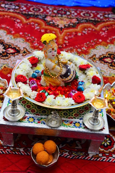 Janmashtami Pooja At Home, Janmashtami Pooja, Onam Decor, Krishna Costume, Frock Photos, Ns Logo, Puja Decoration, Krishna Video, Janmashtami Celebration