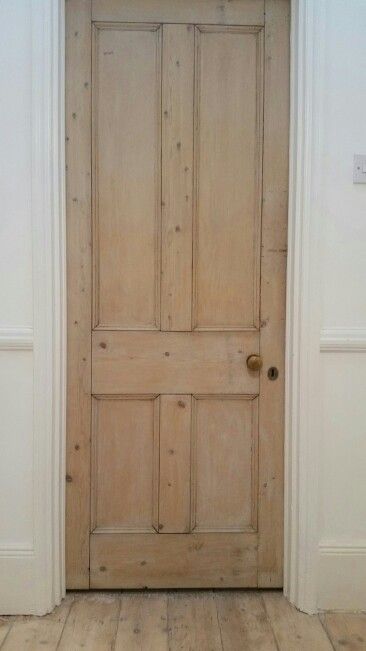 Country Doors, Vista House, Cottage Door, Pine Doors, Farmhouse Interior Design, Wooden Doors Interior, Farmhouse Doors, Wooden Door Design, Oak Doors