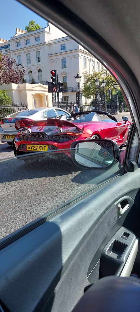 London Cars Aesthetic, Driving In London, London Driving, London Cars, Aesthetic London, Streets Of London, Cars Uk, Best Filters For Instagram, Power Cars