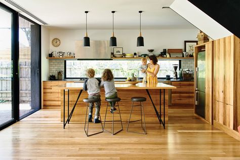 Through the looking glass: Garth House | ArchitectureAU Box Window Kitchen, Kitchen Splashback Designs, Window Kitchen, Box Window, Beautiful Houses Interior, Kitchen Splashback, Architecture Studio, Letter Box, Wood Kitchen