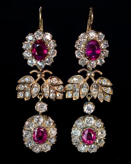 Bijoux Art Nouveau, Royal Jewels, Ruby Earrings, Ruby Jewelry, Royal Jewelry, Cluster Earrings, Antique Jewellery, Vintage Jewellery, St Petersburg