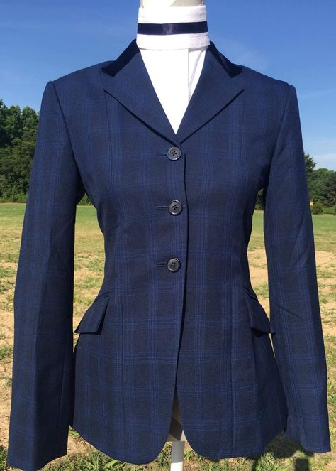 Booyah huntcoat and shirt. Hunt Seat, Hunt Coat, Horse Show Clothes, Equestrian Aesthetic, Riding Clothes, Horse Riding Clothes, Hunting Jacket, English Riding, Riding Jacket