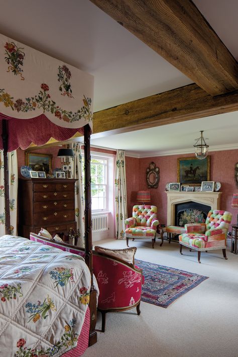 The-Gloss-Magazine-Interiors-Kit-Kemp-2 Curated Maximalism, Cottage Interiors English, Cottage Rooms, Pastel Interiors, Reclaimed Oak Flooring, Country House Bedroom, Pink Interiors, English Estate, English Country Home