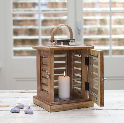 Slatted wooden candle lantern lovely soft mood lighting for Christmas. Great Xmas gifts. Wood Candle Lantern, Wooden Candle Lanterns, Wood Tea Light Holder, Nautical Lanterns, Wood Lanterns, Rustic Wood Lanterns, Cosy Evening, Custom Wood Boxes, Lantern Ideas