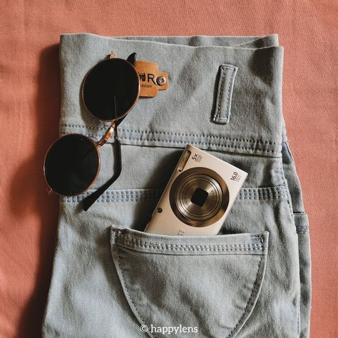 Grab your jeans, goggles and a camera place you props according to you choice and then shoot. Goggles Photography, Flat Lays, Life Photography, Product Photography, Still Life Photography, Aesthetic Photography, Diy Fashion, Flat Lay, Goggles