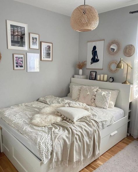 White Room Decor, Floor Ideas, Room Redesign, Dream House Rooms, Teen Bedroom Decor, Dream Room Inspiration, Room Makeover Bedroom, Room Makeover Inspiration, Room Inspiration Bedroom