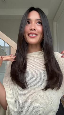 Chocolate black tea & layers 🤎 so happy with the end results! @Gevir ... | TikTok Medium Brunette Hair, Rambut Brunette, Long Hair Trends, Brown Hair Looks, Brown Hair Inspo, Hair Inspiration Long, Straight Hair Cuts, Layered Haircuts For Medium Hair, Types Of Hair