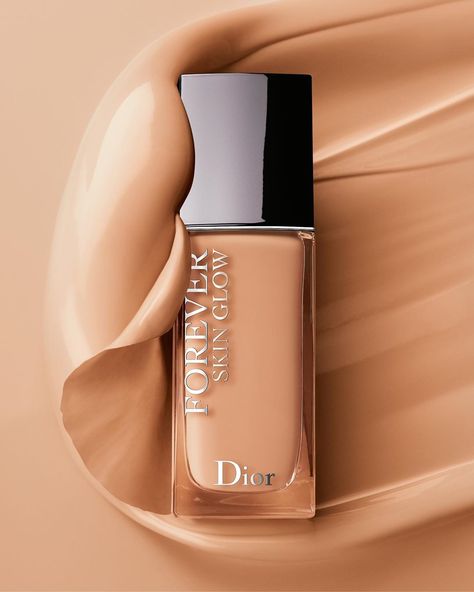 Dior Forever Skin Glow, Dior Foundation, Forever Foundation, Dior Forever, Glow Foundation, Dior Makeup, Skin Glow, Beauty Shots, La Girl