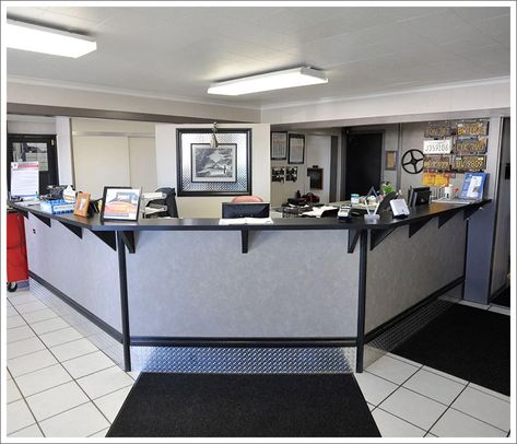 Automotive Repair Shop Design, Car Repair Shop Design, Mechanics Office, Office Waiting Rooms, Automotive Repair Shop, Truck Repair, Tom Jones, Brake Repair, Car Repair Service