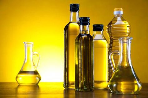 Oils are the new quinoa don't you know? Not just a faddy superfood, these slippery liquids can boost your vitamin levels, improve complexion, and lower cholestoral. High Fat Keto Foods, Drinking Olive Oil, Keto Shopping List, Keto Menu, Types Of Diets, High Fat Foods, Keto Food List, Fat Foods, Cooking With Olive Oil