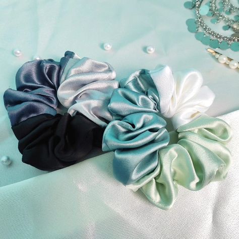 Three colored Combo ombre scrunchies just for INR 99+$.Order yours now only @hairs_tie09. Scrunchie Bow, Handmade Stuff, Bow Clips, Hair Stuff, Scrunchies, Shades, Hair, On Instagram, Quick Saves