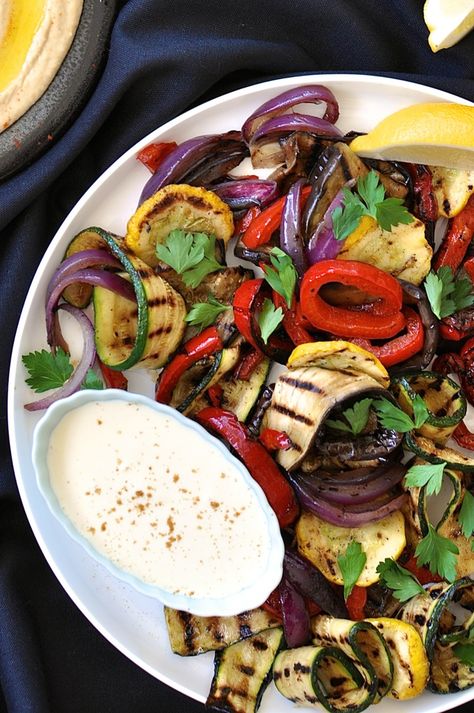 Chargrilled Vegetable Platter - a simple starter or vegetarian meal that is just as great warm, at room temperature, made fresh or the day before. July Appetizers, Vegetable Platter, Spiced Chickpeas, Recipetin Eats, Vegetarian Meal, Spinach And Feta, Zucchini Recipes, Grilled Vegetables, Vegetable Recipes