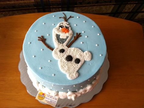 Frozen cake Olaf Frozen Cake, Olaf Birthday Cake, Easy Kids Birthday Cakes, Pastel Frozen, Olaf Birthday, Olaf Cake, Disney Birthday Cakes, Disney Frozen Birthday, Frozen Birthday Cake