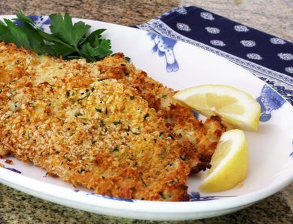 Fried Haddock Recipes, Fried Haddock, Breaded Fish Recipe, Breaded Fish, Fish Batter, Walleye Recipes, Crusted Fish, Baked Haddock, Pacific Cod