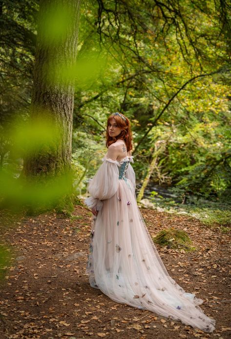 Unique & Alternative Wedding Dresses ⋆ by Unconventional Wedding Alternative White Wedding Dress, Mushroom Wedding Dress, Moth Wedding Dress, Wedding Non Traditional, Playful Wedding Dress, Unusual Floral Wedding Dress Unique, Lesbian Cottagecore Wedding Dress, Crazy Wedding Dresses, Punk Wedding Dress White