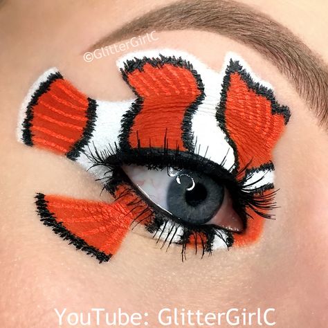 Nemo Makeup, Lip Painting, Theater Makeup, Crazy Eye Makeup, Eyeshadow Designs, Theatre Makeup, Disney Makeup, Crazy Eyes, Beautiful Eye Makeup