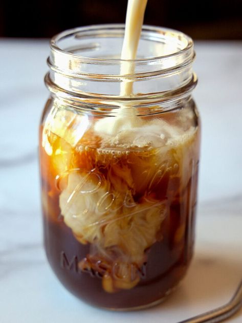 Easy Big Batch Cold Brew Coffee • The Fit Cookie Homemade Iced Coffee Recipe, Iced Latte Recipe, Homemade Iced Coffee, Cold Brew Coffee Recipe, Cold Brew At Home, How To Make Ice Coffee, Easy Cold, Ice Coffee Recipe, Printable Recipe Cards