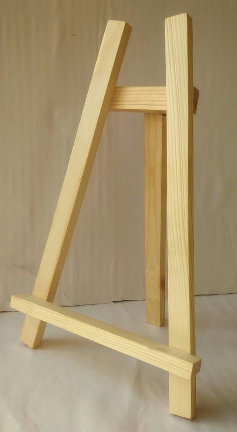 Diy Art Stand, Wood Closet Shelves, Diy Easel, Carton Diy, Popsicle Crafts, Diy Jewelry Display, Art Stand, Easels, Christmas Card Crafts