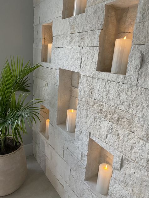 Stone Accent Walls Bathroom, Sand Stone Wall Design, Limestone Accent Wall, Limestone Bathroom Wall, Sand Stone Wall, Indoor Stone Wall, Bar Wall Design, Stone Elevation, Interior Accent Wall