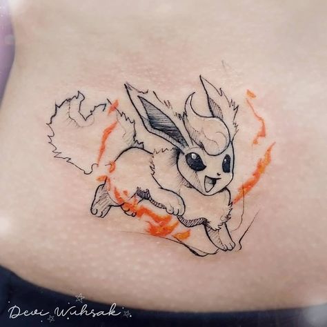 🔸️🔥🔸️🔥 𝘍𝘭𝘢𝘳𝘦𝘰𝘯 🔥🔸️🔥🔸️ Flareon Tattoo, Flareon Pokemon, Pokemon Flareon, Pokemon Tattoo, Couple Tattoos, Inspirational Tattoos, Flash Tattoo, Tattoos And Piercings, Tatting