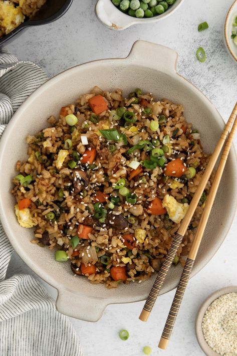 Vegetable Fried Rice Veggie Fried Rice Recipe, Piped Cake, Slow Cooker Mashed Potatoes, Kathleen Ashmore, Lighter Meals, Vegetable Fried Rice Recipe, Mashed Potato Recipe, Veggie Fried Rice, Rice Crisps