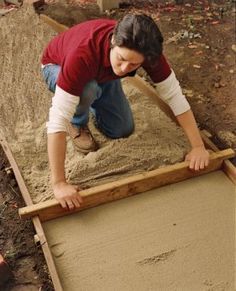 Add Sand Layer Brick Edging, Brick Pathway, Brick Laying, Brick Path, Brick Walkway, Brick Pavers, Patio Diy, Backyard Diy Projects, Brick Patios