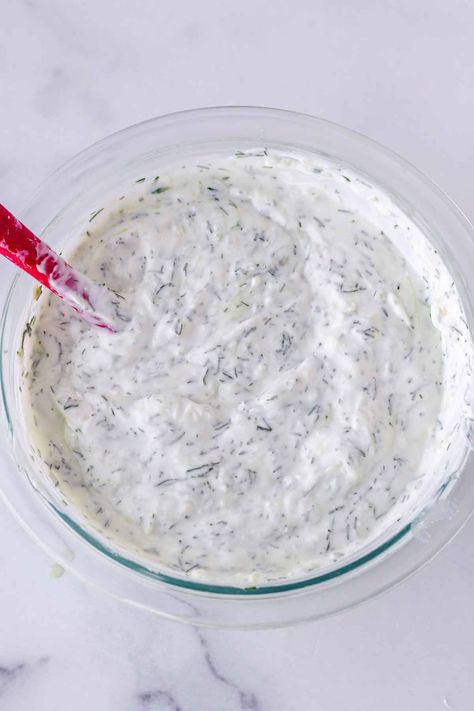 Easy Homemade Tzatziki Sauce! This homemade tzatziki is the perfect day to level up any main dish. It's also great as part of a mezze spread. Ready in under 15 minutes and so easy to make! Easy Tzatziki Sauce, Tzatziki Sauce Recipe Easy, Easy Tzatziki, Tzatziki Sauce Recipe, Homemade Tzatziki Sauce, Tzatziki Recipes, Homemade Tzatziki, Homemade Condiments, Tzatziki Sauce