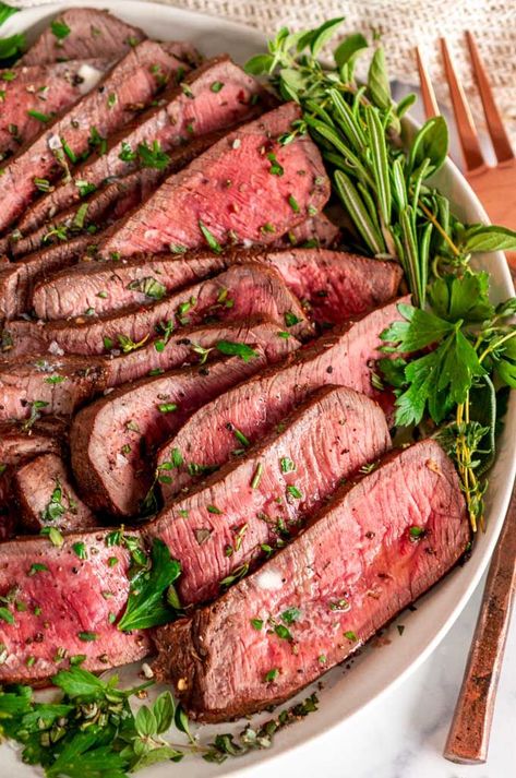 Tender London Broil, London Broil Steak, London Broil Recipe, Broiled Steak, London Broil Recipes, Top Round Steak, Air Fryer Steak, Easy To Make Dinners, London Broil