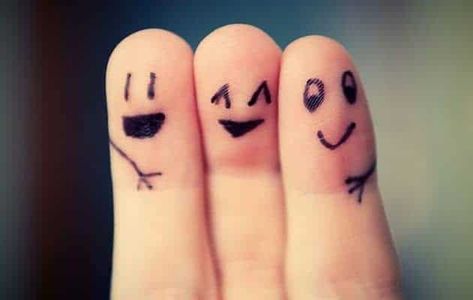 The 6 Types of Friends You Have As a First Time Mom Funny Fingers, Group Hug, Finger Art, Three Best Friends, Happy Friendship, Happy Friendship Day, Three Friends, Sylvia Plath, Ralph Waldo Emerson