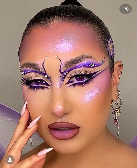 Creative Fantasy Makeup, Purple Creative Makeup, Crazy Eyeshadow Looks, Extreme Makeup Looks, Crazy Makeup Looks Creative, Unique Makeup Ideas Creative, Extravagant Makeup Looks, Scifi Makeup, Creative Face Makeup