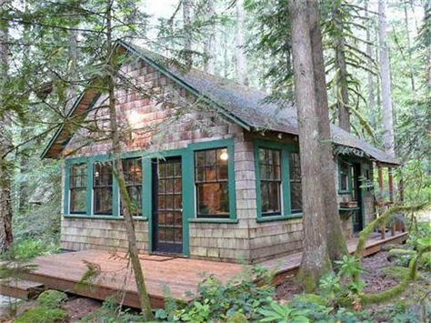 Here's the cabin I want. A leased-land Forest Service cabin on the way to Mt. Hood. And it's for sale. $160K. Rhododendron Oregon, Oregon Homes, Little Cabin In The Woods, Cabins For Sale, Cabin Exterior, Country Cabin, Cabin Living, Mt Hood, Little Cabin