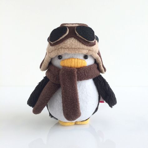 Penguin Art, Penguin Love, Aviator Hat, Cute Stuffed Animals, Cute Penguins, Oui Oui, Cute Plush, Felt Animals, Cute Characters