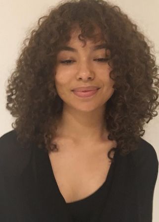 Anna Morgan, Jessica Sula, Perfect Curly Hair, Skins Uk, Natural Selection, Attractive People, Curly Girl, Just Girl Things, Aesthetic Hair