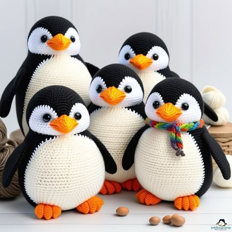 cute penguins Crochet Pattern For Penguin, Crochet Penguin Pattern Free, Crochet Penguins, Crocheted Bookmarks, Animal Knitting, Crochet Dinosaur Patterns, Ladies Knitting Patterns, Crochet Penguin, Penguin Pattern