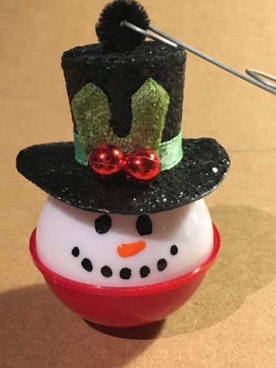 Fishing Christmas Ornaments, Fishing Christmas, Fishing Bobber, Snowman Ornament, Navidad Diy, Snowman Crafts, Christmas Ornaments Homemade, Snowman Ornaments, Christmas Ornament Crafts