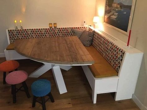 Corner Nook Table, Corner Dining Nook, Corner Kitchen Table, Corner Dining Table, Booth Seating In Kitchen, Bench Kitchen, Dining Room Nook, Banquette Seating In Kitchen, Kitchen Banquette