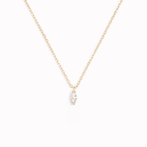 Featuring a marquise diamond drop on a 14k yellow gold chain, the Aletta Necklace is an elegant and understated piece for any occasion. Lab grown marquise diamond size: 2.2mm x 4.2mm Total carat weight: 0.08 14k yellow gold Necklace can be worn at 16”, 17”, and 18” Marquise Diamond Necklace, 14k Yellow Gold Necklace, Yellow Gold Necklace, Fancy Bags, Marquise Diamond, Yellow Gold Chain, Diamond Drops, Diamond Sizes, Gold Chain