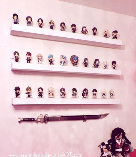 Nendoroid Display, Anime Display, Place Holders, Otaku Room, Place Holder, Jojo Anime, Game Calls, Kawaii Room, Nerd Stuff