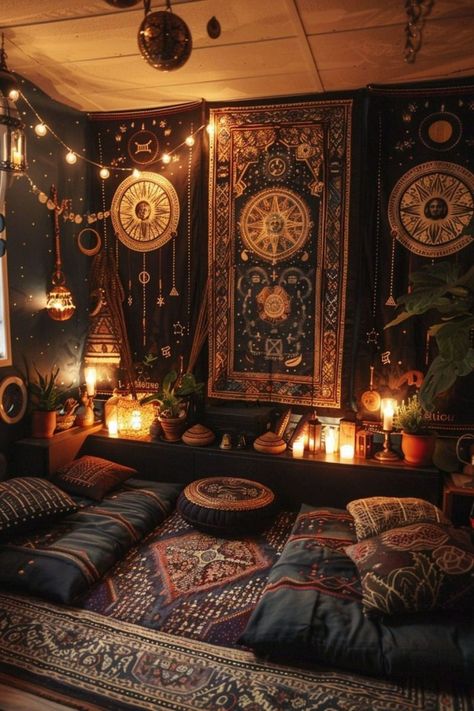 Floor Meditation Space, Spiritual Decor Ideas Home Living Room, Witchy Lighting, Meditation Set Up, Dark Fantasy Decor, Witchy Office Space, Mystical Room Decor, Dark Yoga Room, Dark Room With Candles