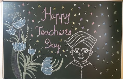 Teachers day decoration Teacher Day Black Board Decoration, Teacher's Day Board Decoration Ideas Kindergarten, Happy Teachers Day Board Decoration, Teachers Day Board, Teachers Day Board Decoration Ideas, Black Board Decoration, Blackboard Decoration, Teachers Day Decoration, Lakshmi Art